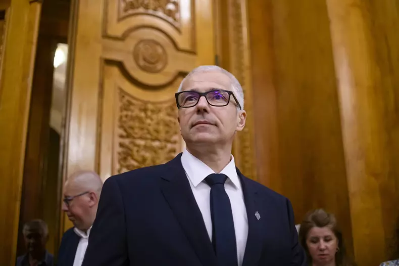 BUCURESTI - AUDIERI - MINISTRI - RADU MARINESCU