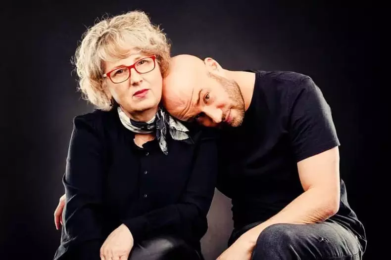 mihai-bendeac-mama