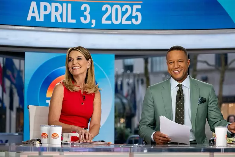 savannah-guthrie-7