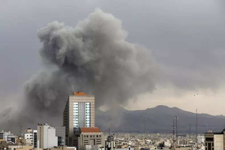 Explosions heard in Tehran as new strikes hit Iranian capital