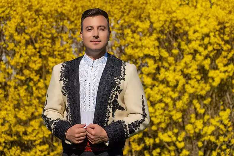 valentin-sanfira-contact-preturi-tarife-evenimente-impresariat