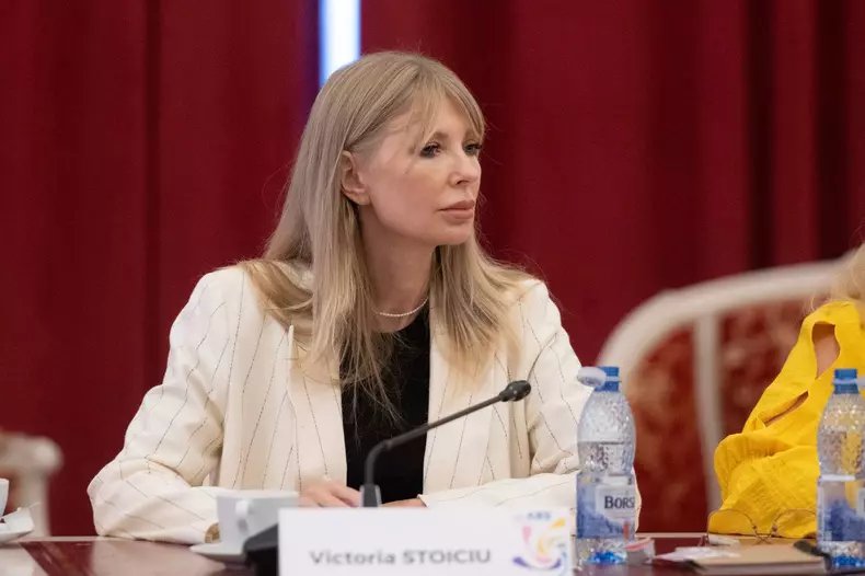 Victoria-Stoiciu-6