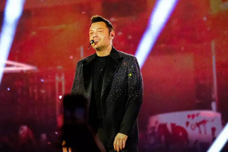 Cum arată Tiziano Ferro la 46 de ani. Artistul care a cucerit inimile femeilor din întreaga lume este divorțat și are doi copii