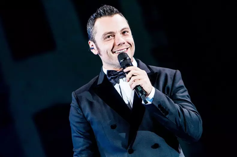 Cum arată Tiziano Ferro la 46 de ani. Artistul care a cucerit inimile femeilor din întreaga lume este divorțat și are doi copii