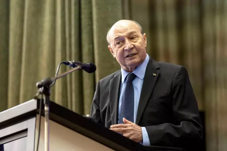 traian băsescuu