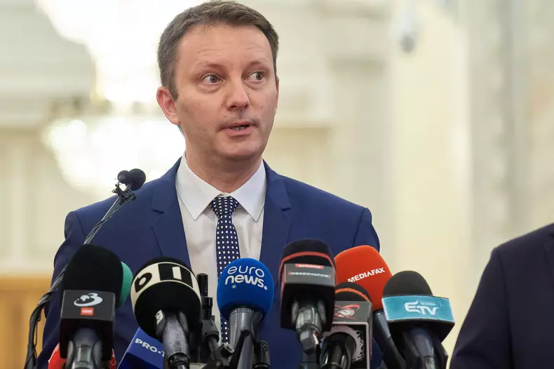 Bucharest, Romania. 18th Sep, 2026: Siegfried Muresan, Romania's prime minister candidate, holds a press statement at the Romanian Senate. Muresan, National Liberal Party (PNL) MEP, is the third candidate nominated by the Romanian president in an attempt