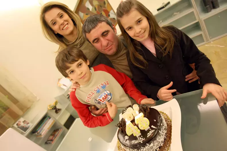 gheorghe-hagi-familie-aniversare-43-de-ani-foto-gabriel-miron-libertatea-3