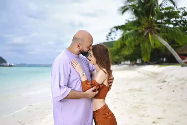 Alex-Marcu-Insula-Iubirii-3