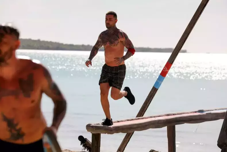 tj-miles-survivor-trecut-1