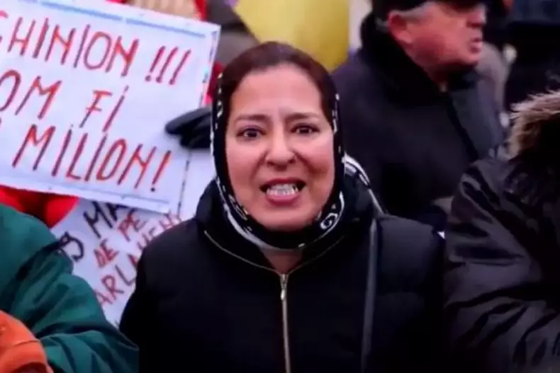 floricica dansatoarea in piata viztoriei