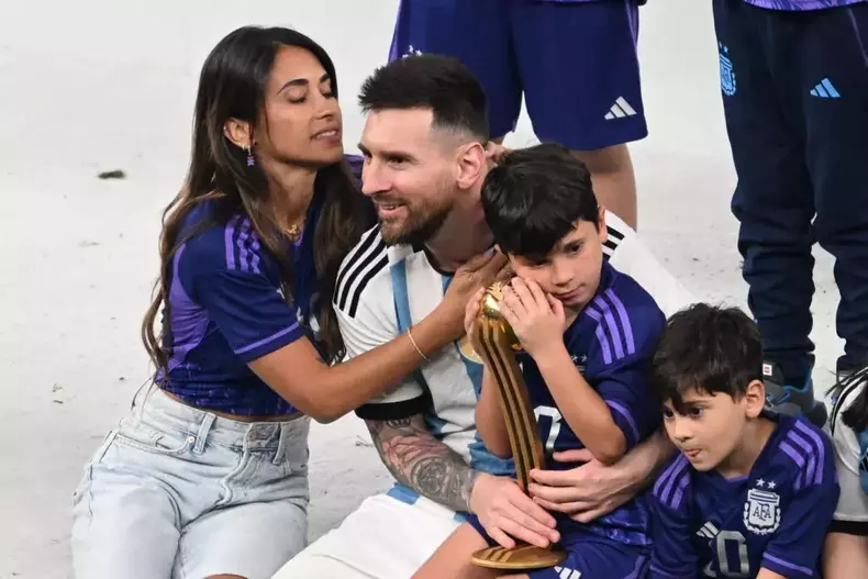 lionel-messi-are-cea-mai-apreciata-fotografie-din-istoria-instagram-6