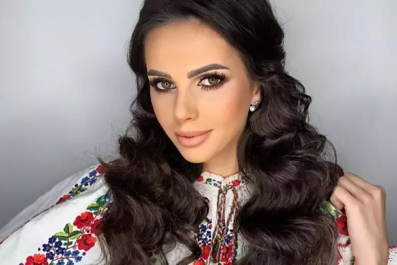 georgiana-lobont-operata-de-medicul-lui-celine-dion.-prin-ce-a-trecut_-mi-a-salvat-viata-1024x683-1