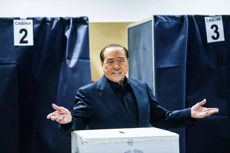 silvio berlusconi leucemie