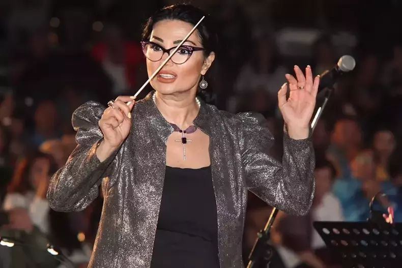 cum-arata-ozana-barabancea-in-tinerete.-inalta-slaba-blonda-atragea-toate-privirile-6