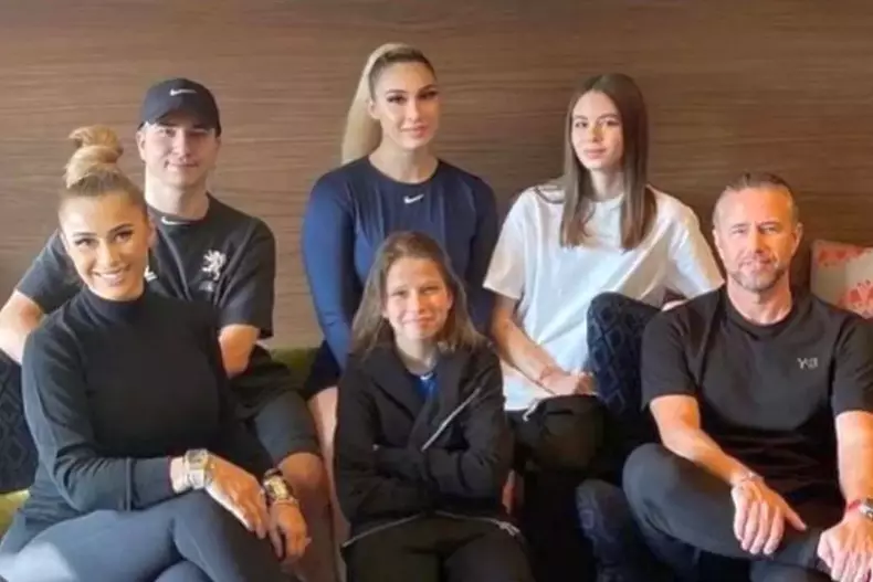 anamaria-prodan-copii-laurentiu-reghecampf