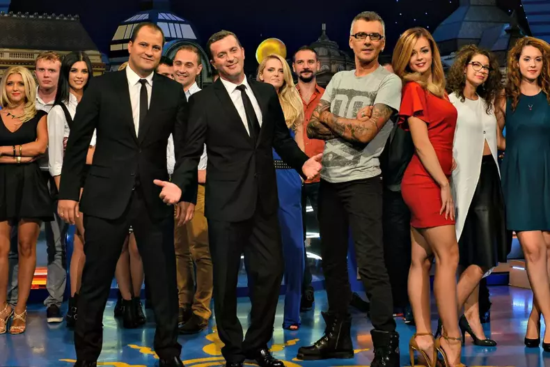 cronica-carcotasilor