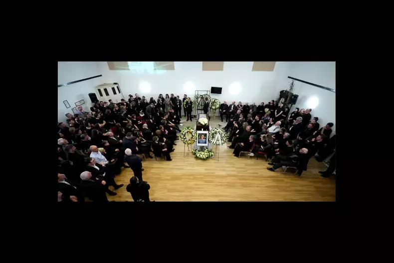 https-__www.cancan.ro_wp-content_uploads_2024_04_3-1