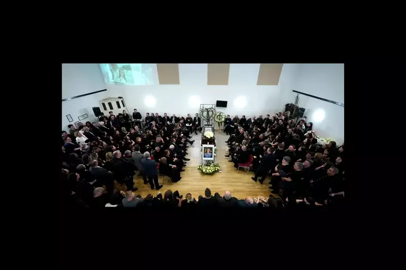 https-__www.cancan.ro_wp-content_uploads_2024_04_screenshot-2024-04-09-090159