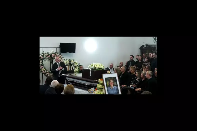 https-__www.cancan.ro_wp-content_uploads_2024_04_screenshot-2024-04-09-093158