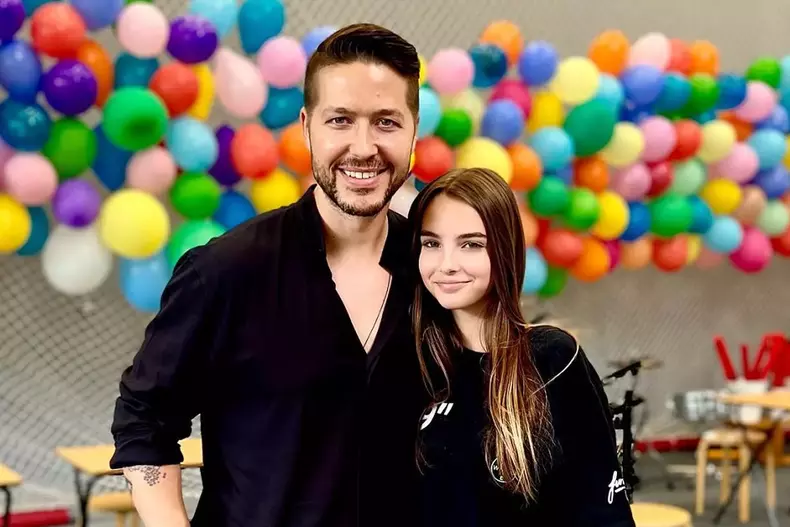 karina-fata-lui-jorge-si-a-alinei-laufer-5