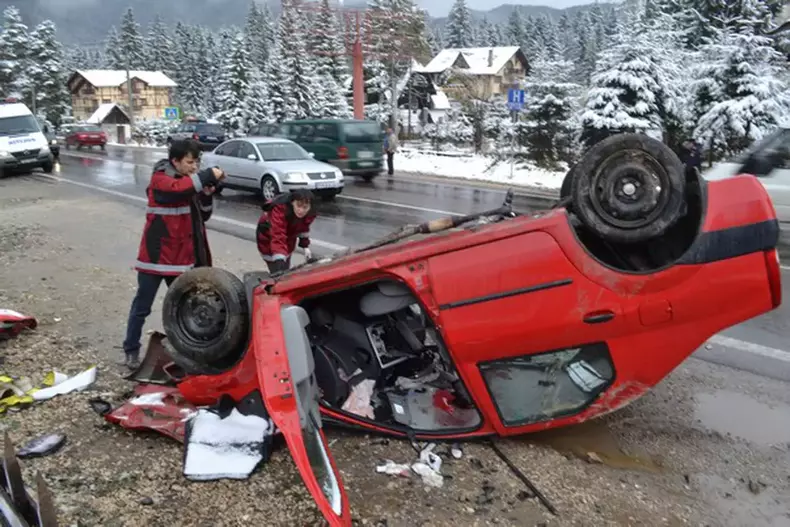 accident-serban-huidu__4__01