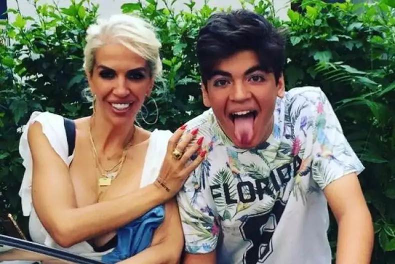 raluca-badulescu-si-fiul-ei-alexandru-3-1-e1680348464514