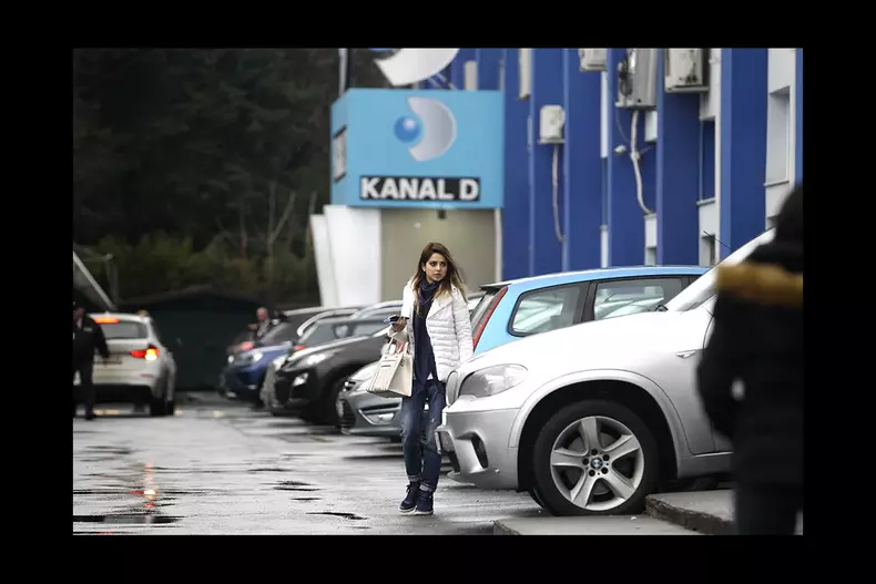 https___www.cancan.ro_wp-content_uploads_2018_02_AH7B2043-1