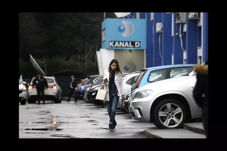 https___www.cancan.ro_wp-content_uploads_2018_02_AH7B2046