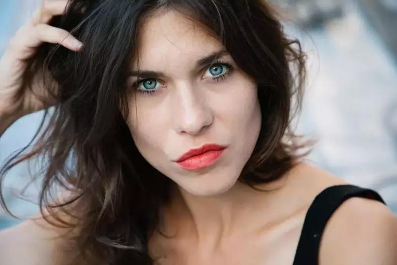 01-ana-ularu-