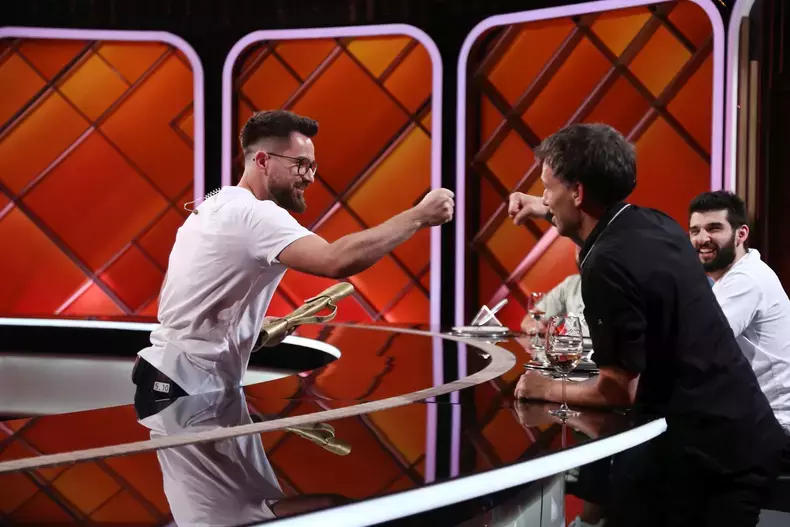 chef-stefan-a-dat-cutitul-de-aur3