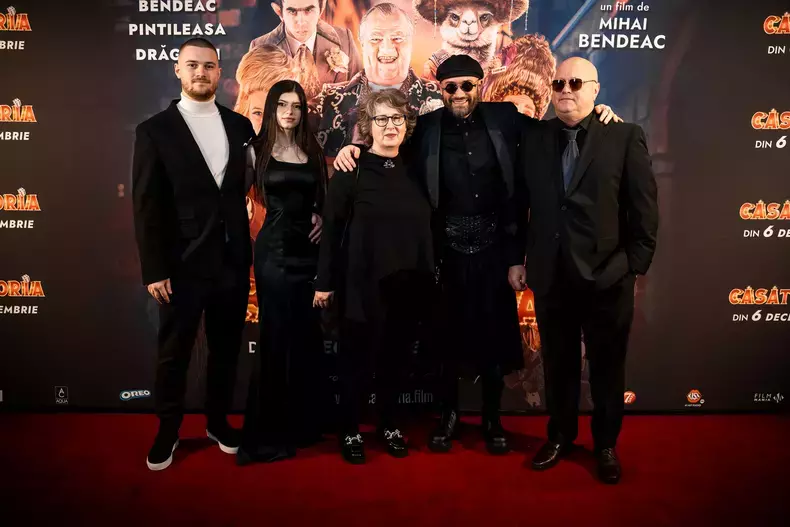 familia-mihai-bendeac-casatoria