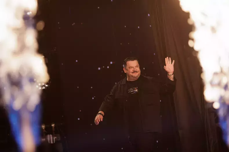 mihai-bobonete-4
