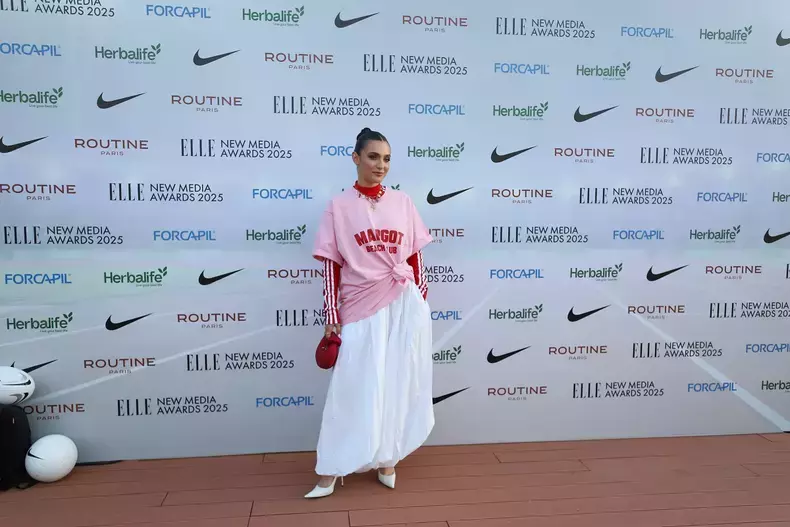 alexia-eram-elle-new-media-awards-2025-10