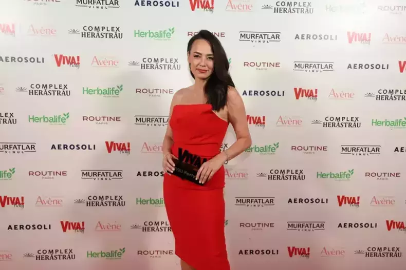 andreea raicu petrecere viva