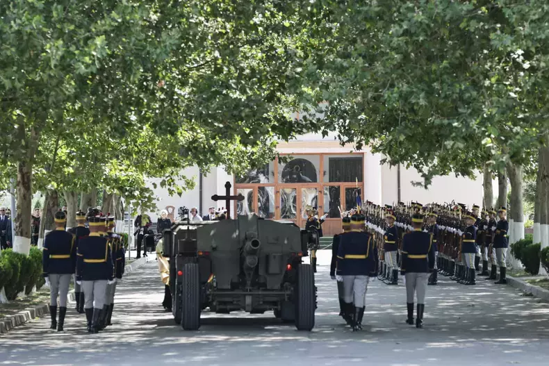 inmormantare-ion-iliescu-7-august-2025-cimitirul-ghencea-iii-2