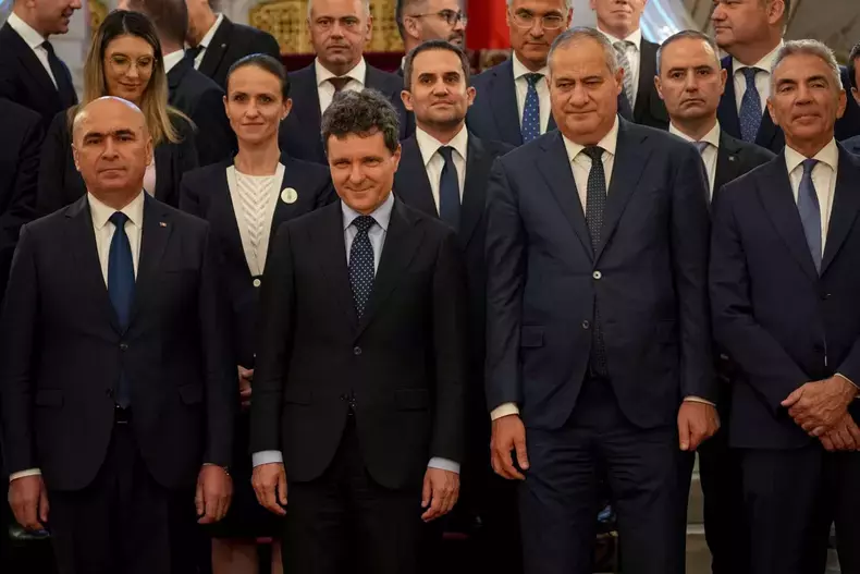 averi-ministri-guvernul-bolojan-1-3