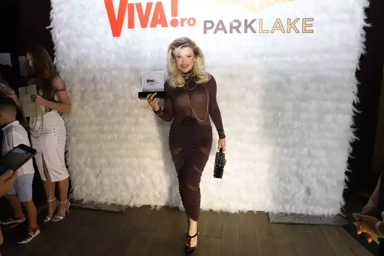 loredana groza la petrecerea viva10