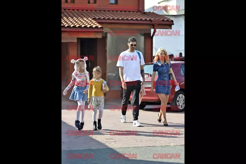 https___www.cancan.ro_wp-content_uploads_2025_10_Andreea-Balan-George-Burcea-si-fetitele1