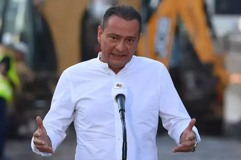 hepta_6502478-scaled-2