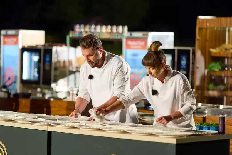 alex-si-cosmina-masterchef