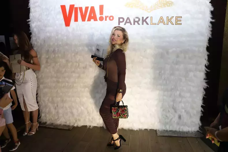 loredana groza la petrecerea viva9
