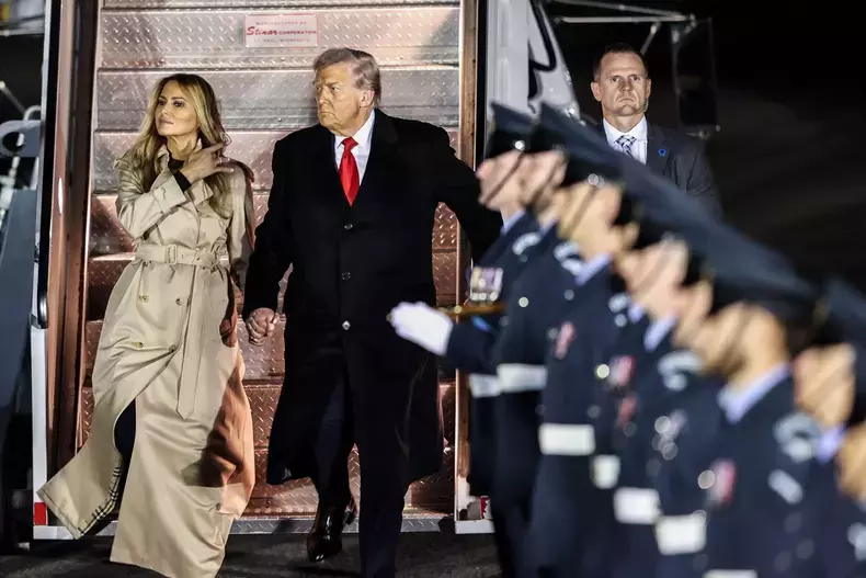 melania-trump-avion-scaled