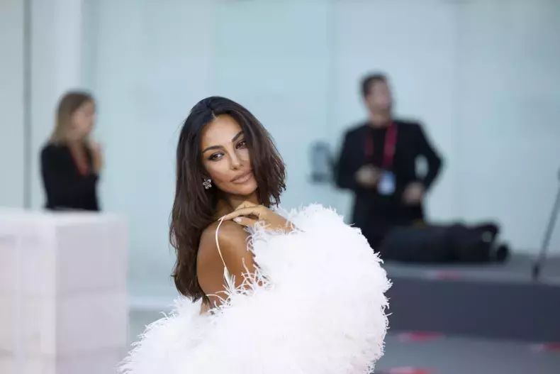 madalina-ghenea-scaled