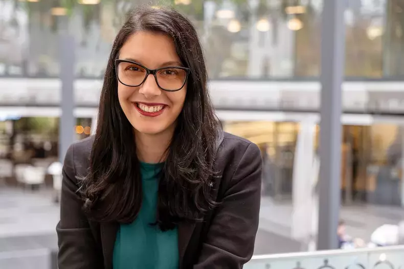 cine-este-diana-buzoianu-ministrul-mediului-5