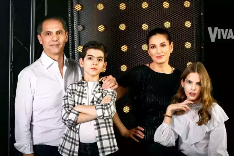 dan-negru-si-familia-2