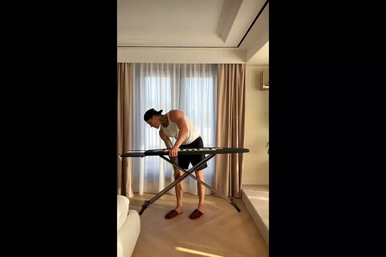 casa cu etaj a Valeriei Lungu8