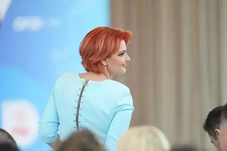 lia-olguta-vasilescu-4