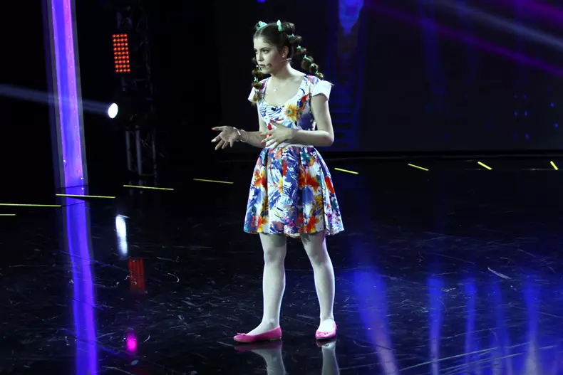 Ioana Roman (2)