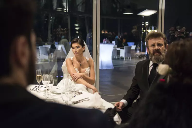 Alina Pușcaș, din nou în rochie de mireasă (3)