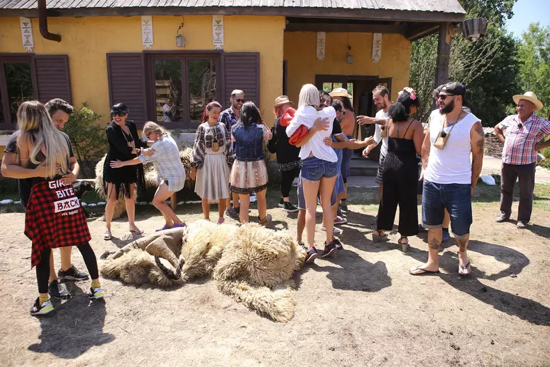 Ferma vedetelor (1) (2)